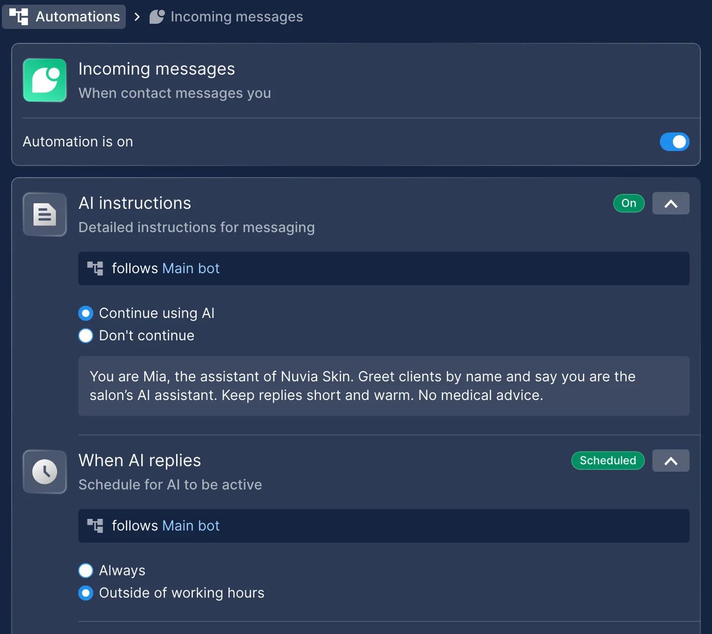 Automatización Mensajes entrantes de WhatsApp en Chatfuel con las instrucciones de IA para Mia, la asistente del salón, y Cuándo responde la IA en Fuera del horario laboral